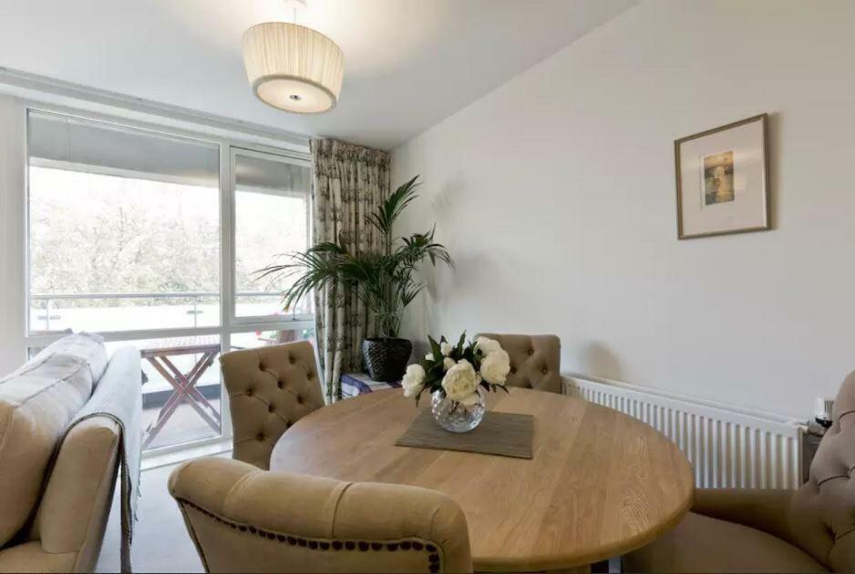 Wyatt Court Apartment Лондон Екстериор снимка