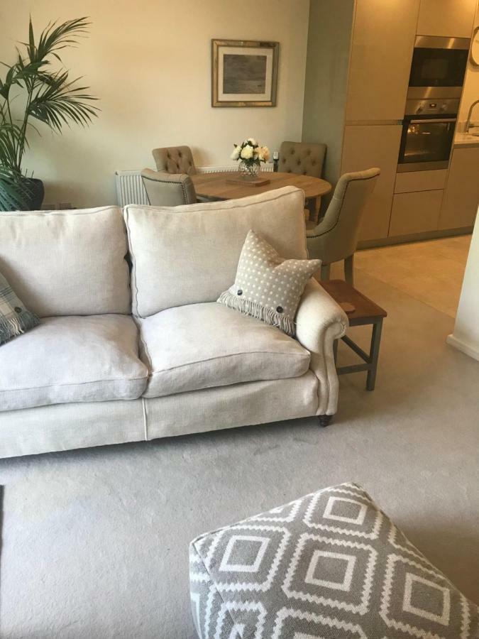Wyatt Court Apartment Лондон Екстериор снимка